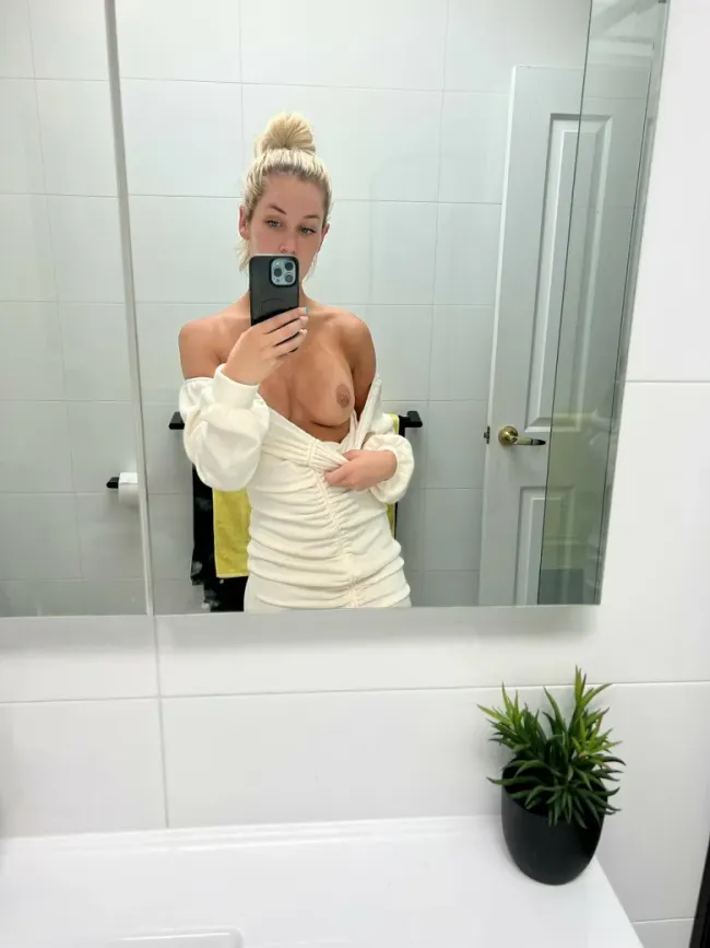 Alex Moore aka alexpaigemoore onlyfans